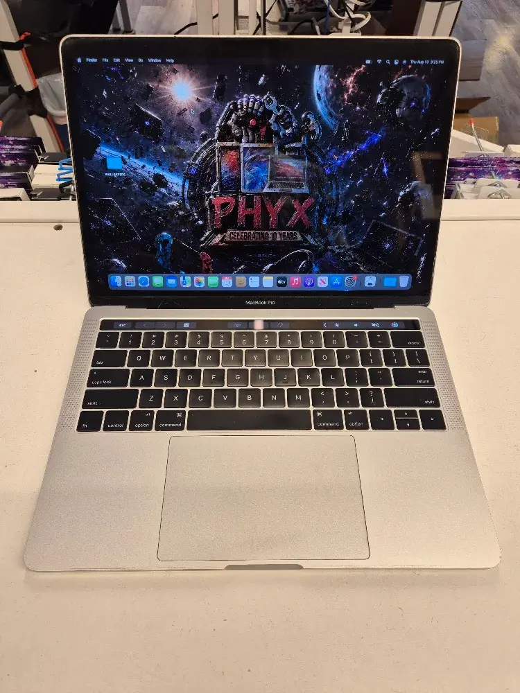 13" MacBook Pro 2016, 2.9 i5, 8GB RAM, 1TB SSD + New Battery A1706 C02T40GTHF1T - Crack