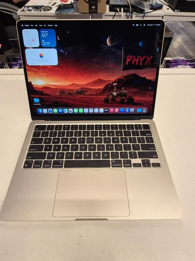 13" MacBook Air M3, 8GB RAM, 500GB SSD H222MD4K67 A3113