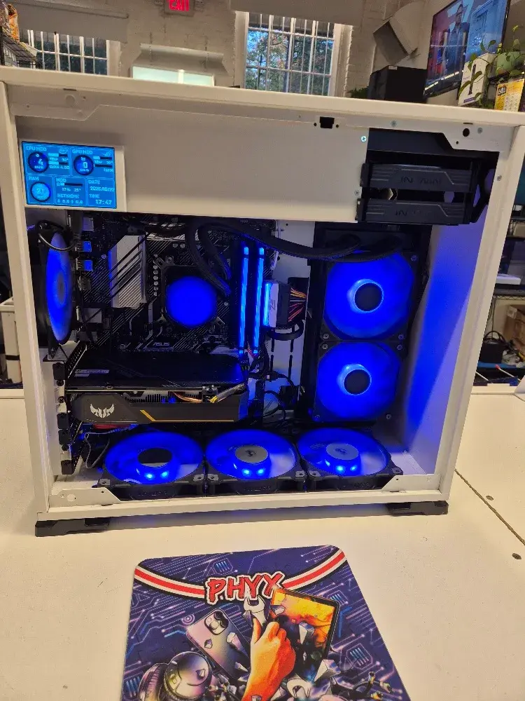 White InWin gaming PC with GTX 1660 Super, view 1 of 10