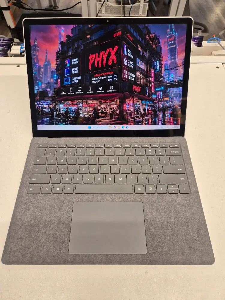 13.5 Surface Laptop 3 Touchscreen, 1.2 i5-1035G7, 8GB RAM, 128GB SSD SN 019959204257