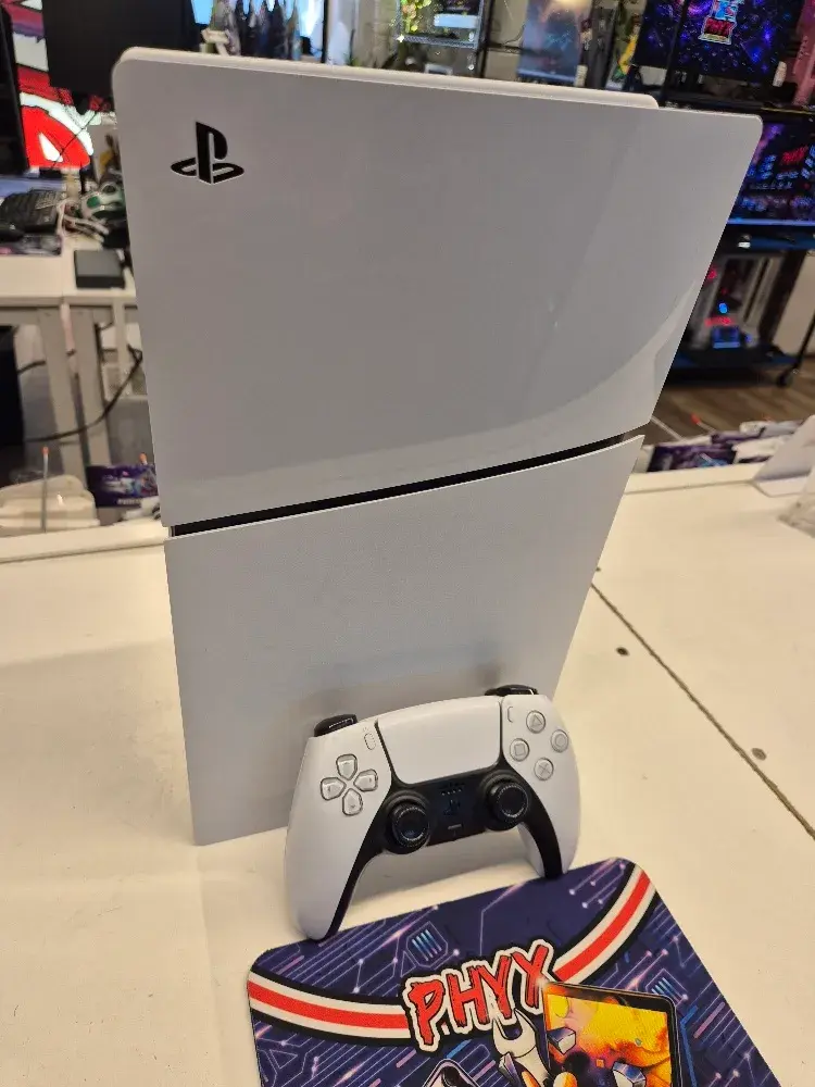 1TB PlayStation 5 PS5 Slim Console Disc w/ Controller V45501FJW10488890