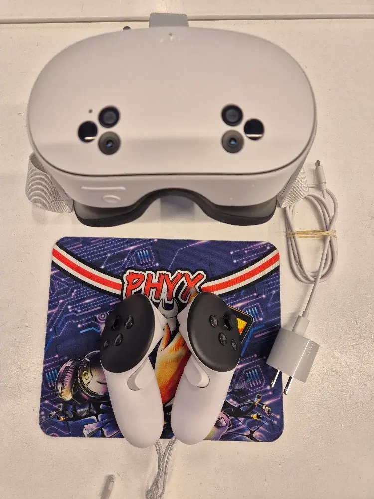 Meta Quest 3S: Next-Gen Virtual Reality Headset SN 340YC10GB00780