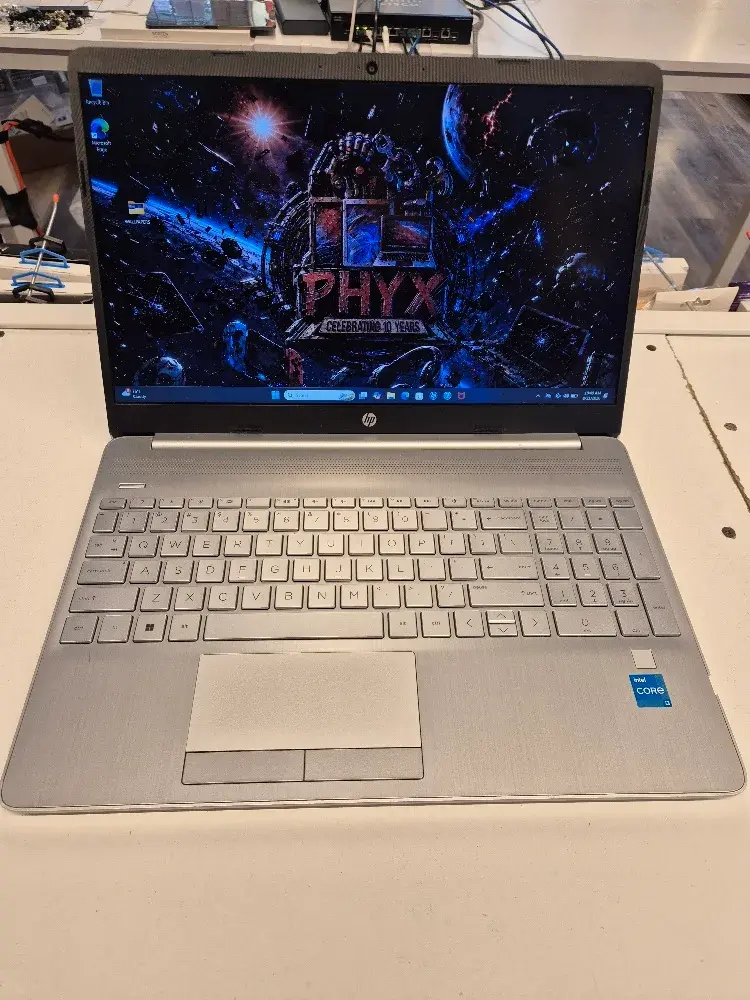 HP 15" Laptop 2.0 i3-1125G4, 8GB RAM, 256GB SSD + New Battery 15-DW3363ST CND21083QN