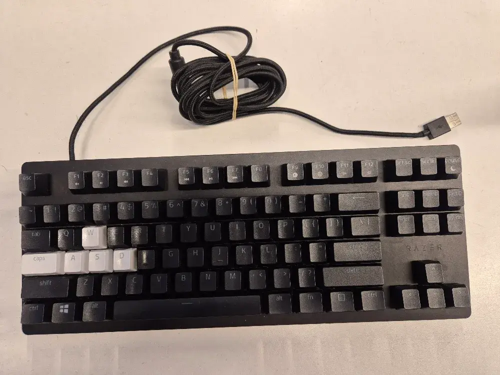 Razer Huntsman gaming keyboard, view 1 of 5