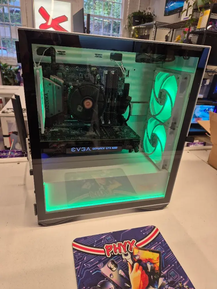 Raz gaming PC, view 1 of 7