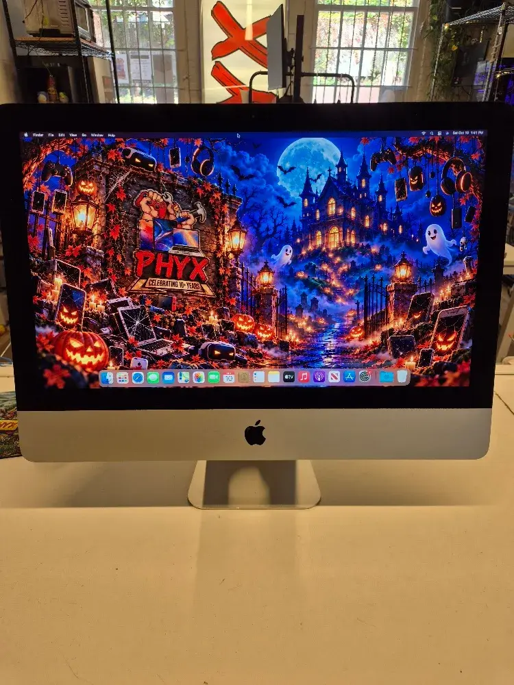21.5-inch iMac 2017 2.3 i5 8GB RAM 256GB SSD, view 1 of 5