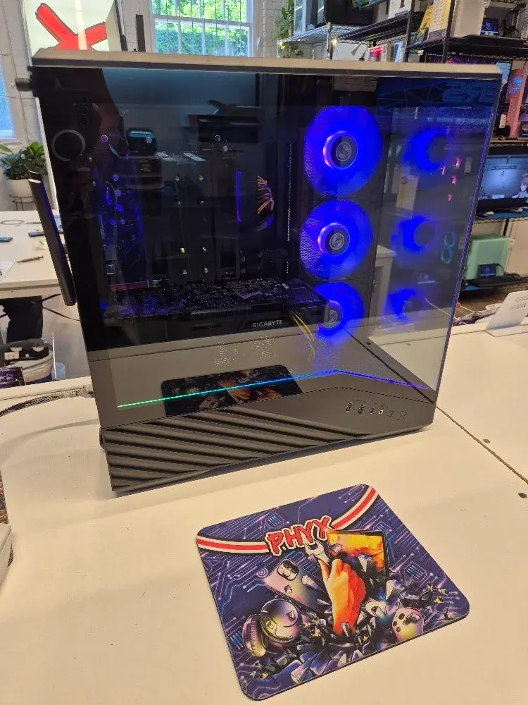 Lian Li Gaming PC: 3.1 i5-10500, ASRock H470M, 16GB RAM, GTX 1070, 500GB SSD + 1TB HDD, Wi-Fi 6 + BT 5, 83fps