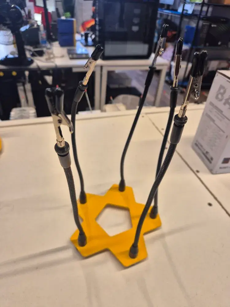 KOTTO Third Hand Soldering Tool PCB Holder Four Magnetic Based Flexible Metal | Yellow