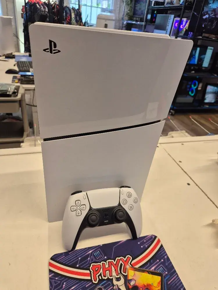 1TB PlayStation 5 PS5 Console Disc w/ Controller M45501K1W11039835