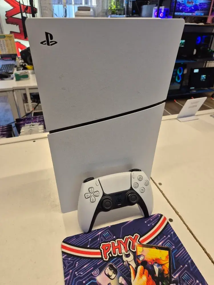 1TB PlayStation 5 PS5 Console Disc w/ Controller V55701Z1L108665373