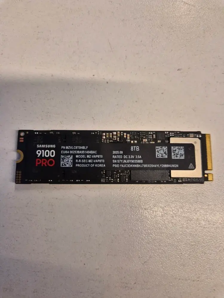 Samsung SSD 9100 Pro NVMe M.2, 8 TB, PCIe 5.0, 14 800 MBS Read, 13 400 MBS Write Internal SSD for Gaming, Video & Computer Ai, Black, Mz-Vap8T0BW SN S7YJNJ0Y903588B