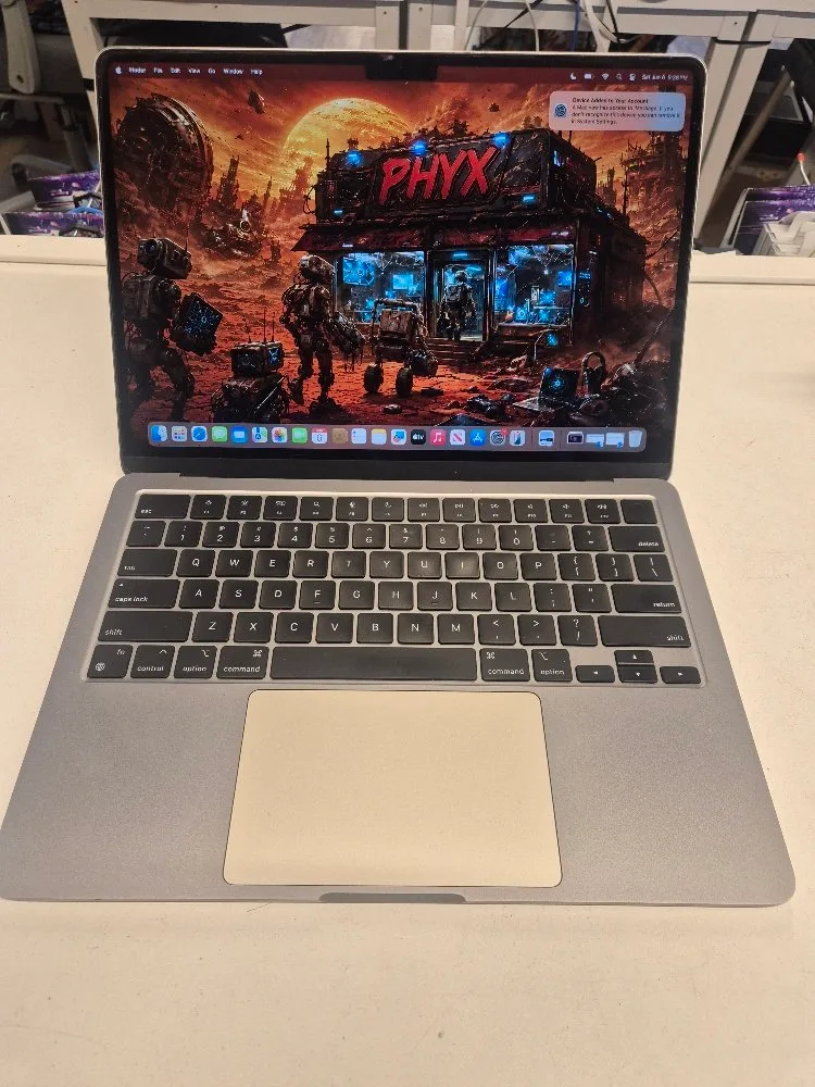 13インチMacBook Air 8GB 256GB SSD 13