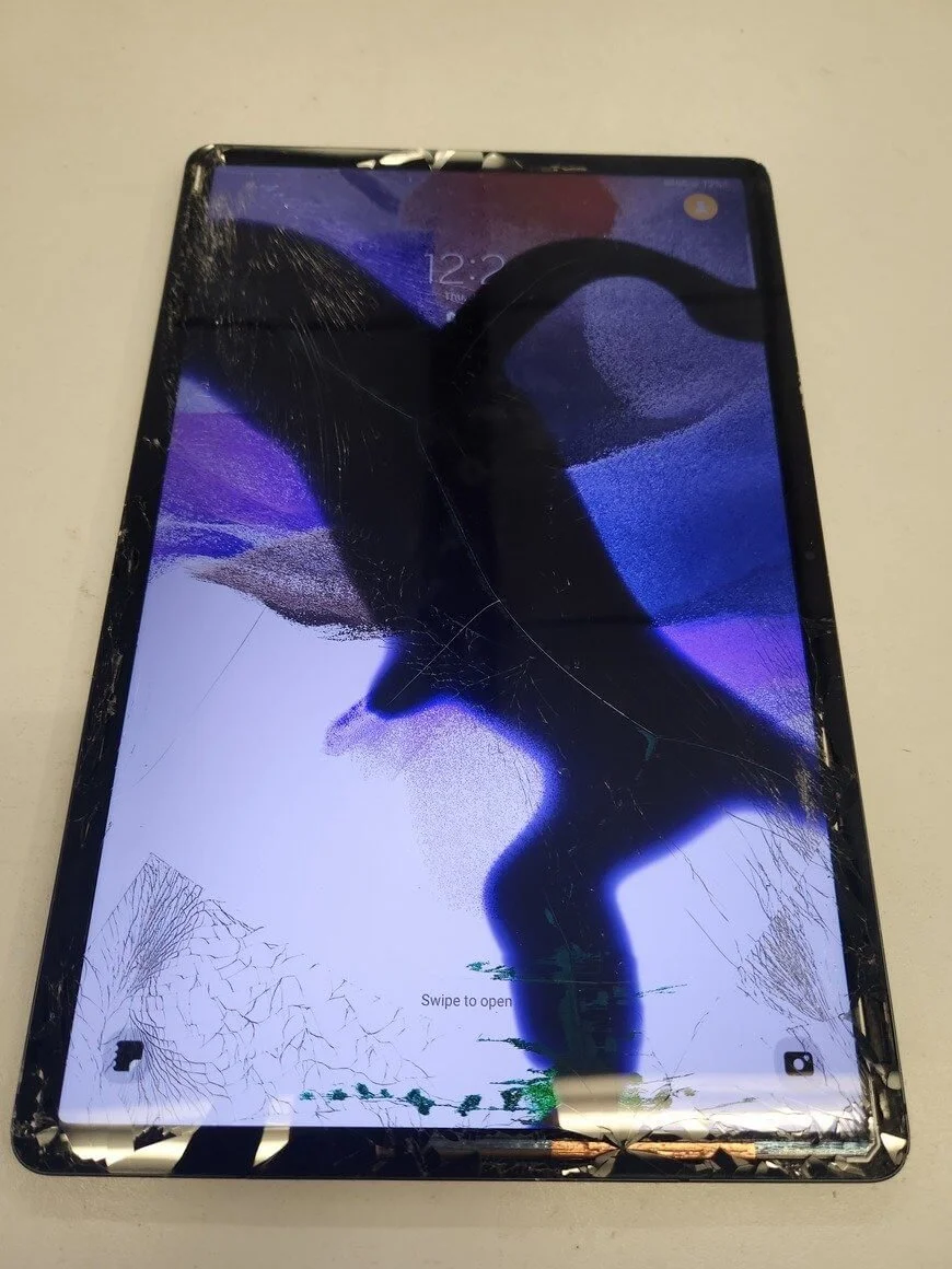 Phone screen repair shop