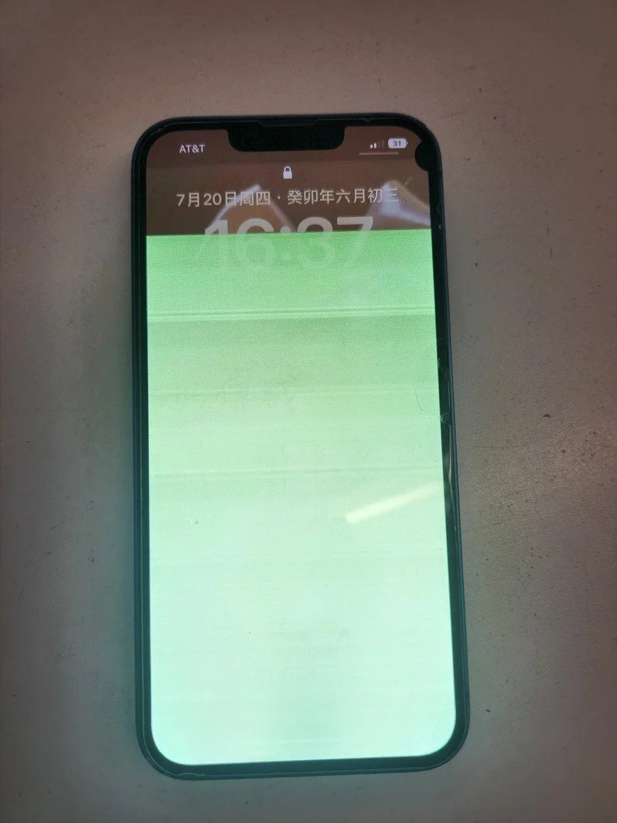Mobile display repair shop